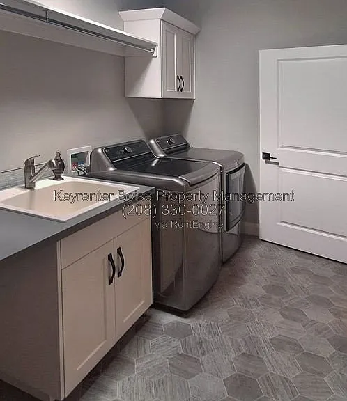 12127 S Aves Pl — Photo 24