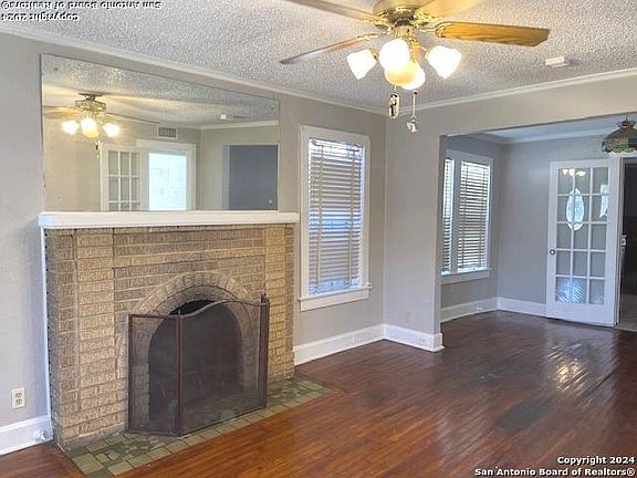 4th image of 1943 W MISTLETOE AVE