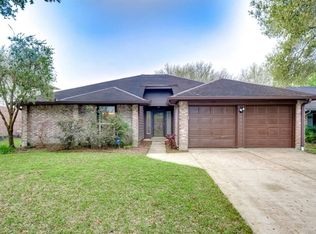 7206 Buchanan Dr, Richmond, TX 77469