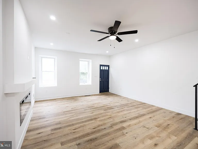 3712 Manayunk Ave — Photo 3
