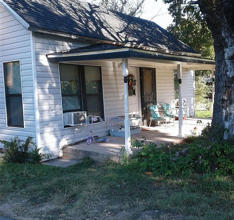 1st image of 436 Gracie St