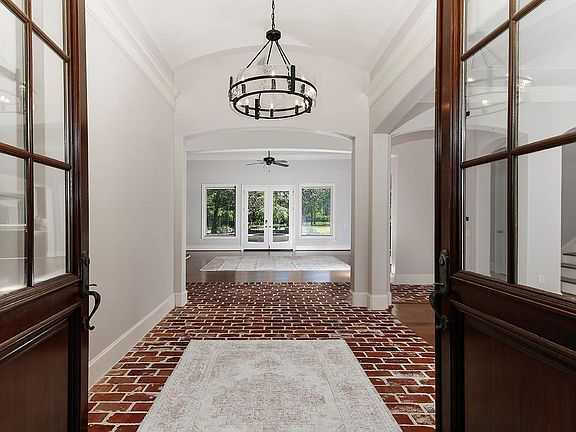 3rd image of 5342 Pine Wood Hills Court