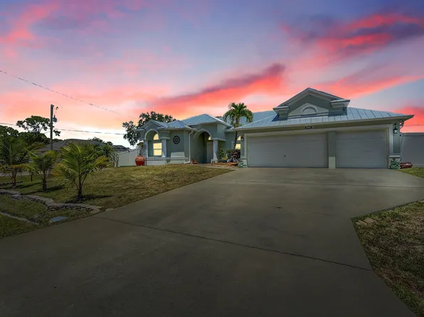 1085 SW Consolata Avenue, Port St Lucie, FL 34953