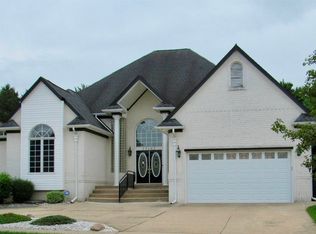 15102 Kelly Ct, Shelby Township, MI 48315