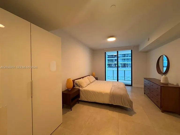 1010 Brickell Ave #1807 — Photo 9
