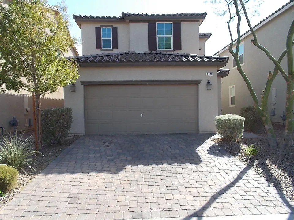 6178 Empress Woods Ct