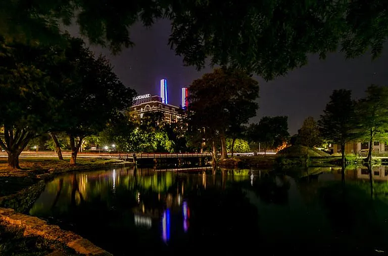 The Landmark — Photo 18