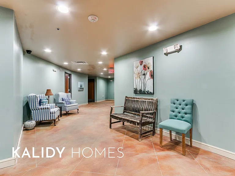 5900 Mosteller Driveunit 164founders Ter — Photo 11
