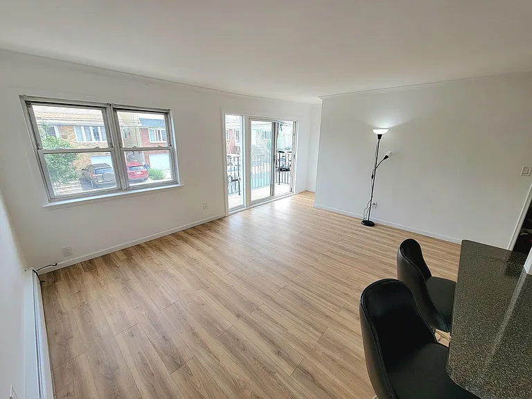 135 Grant Ave #1 — Photo 1