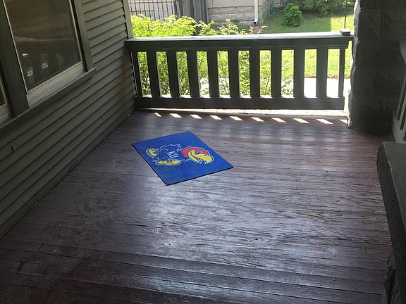 Front porch (south side).