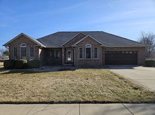 350 Pheasant Run, Sherman, IL 62684
