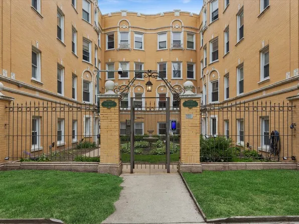 7409 N Hoyne Ave APT 3, Chicago, IL 60645