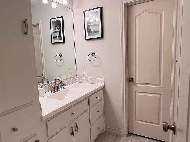 4601 Carmen Ave #1704 — Photo 12