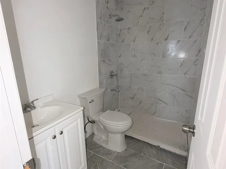 6947 Hillmeyer Ave #2 — Photo 7