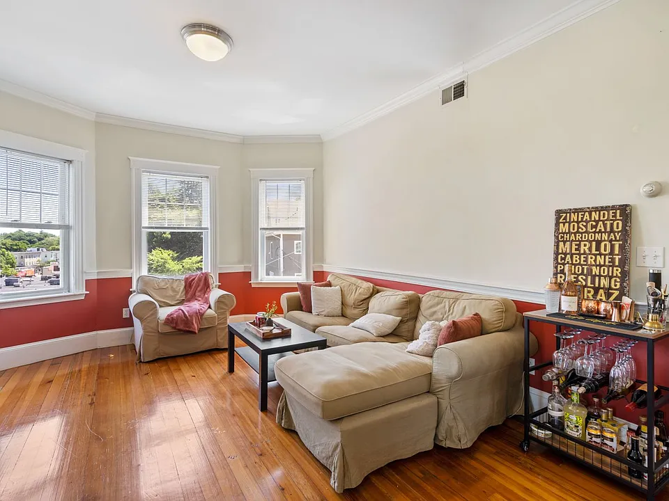 5 Breck Ave #3