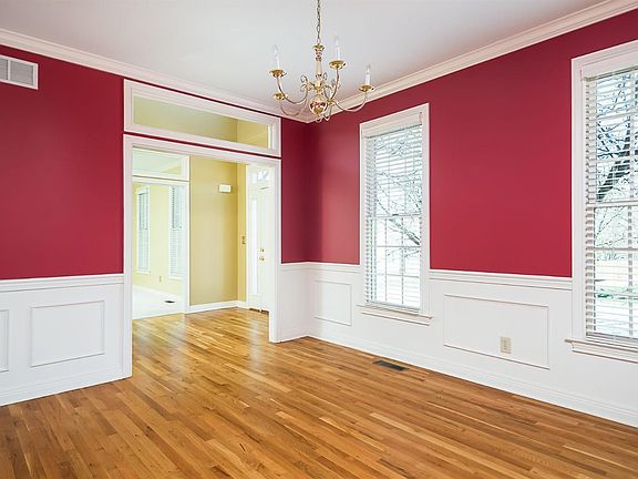 4th image of 4713 Saron Dr