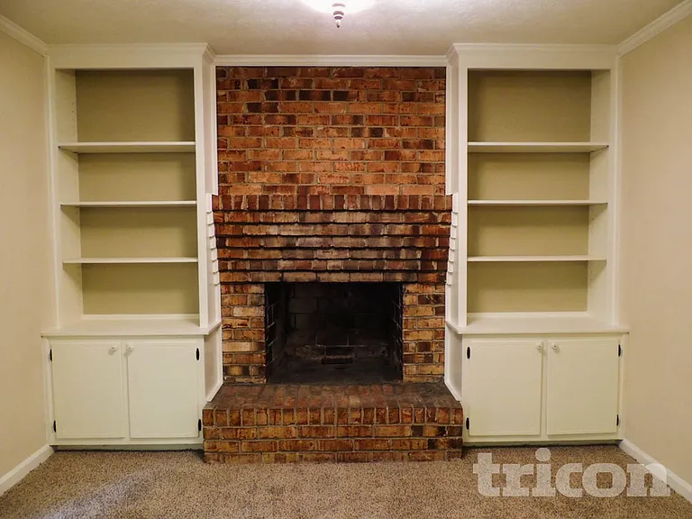 1464 Yorkton Ct — Photo 18