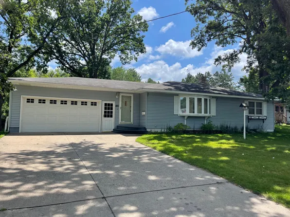 415 9th St SE, Little Falls, MN 56345