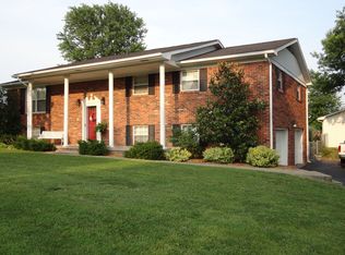 158 Rue Thierry Dr, Paducah, KY 42001