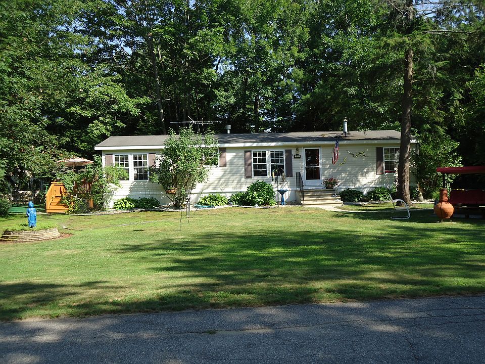 1st image of 22 Castine Dr