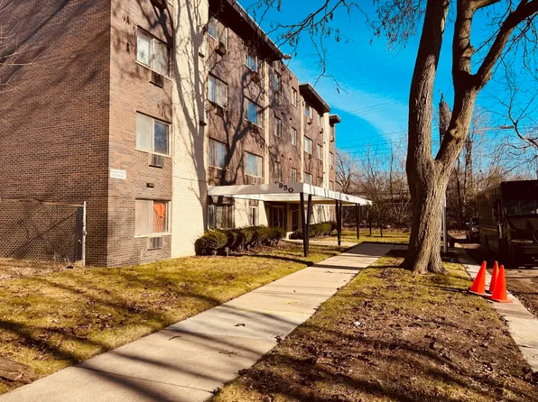 950 E 86th St APT 105, Chicago, IL 60619