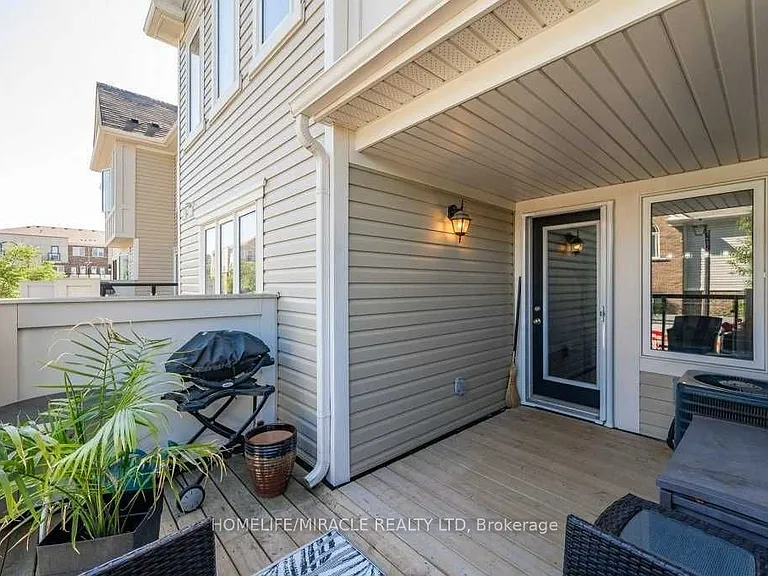 929 Apple Hill Ln — Photo 25