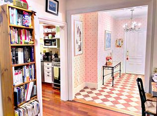 67 Perry St, Newport, RI 02840