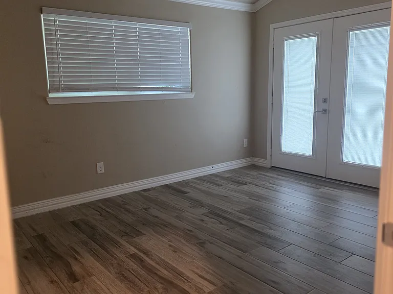 4520 Rockwood Dr — Photo 12