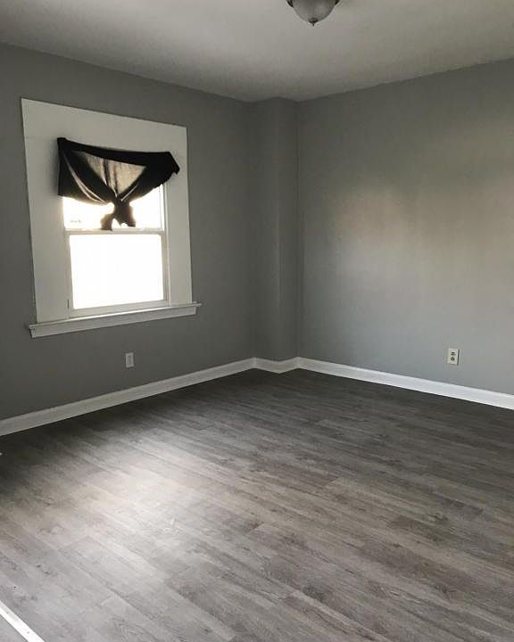 1st image of 3612 W 35th St #1