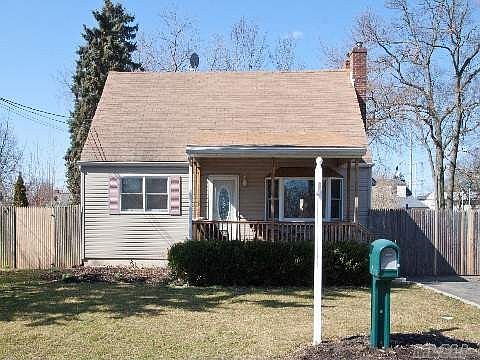 1st image of 30 Lakewood Ave