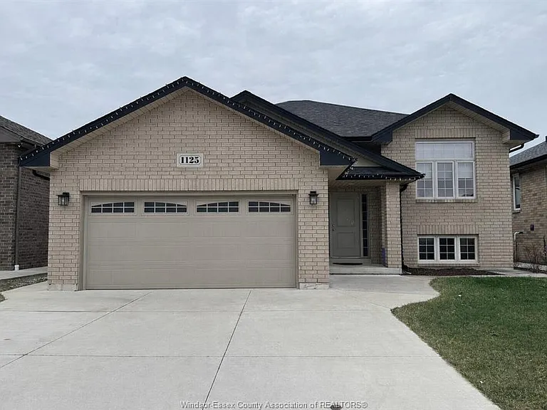1125 Icewater Ave — Photo 1