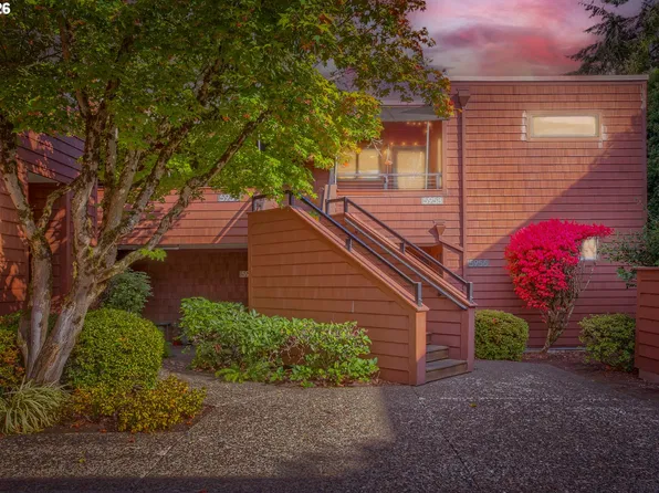 5958 S Riveridge Ln, Portland, OR 97239