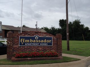 4414 Ambassador Way APT 136, Balch Springs, TX 75180