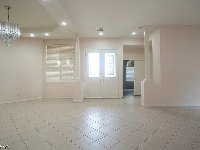 7861 Darby Ave — Photo 16
