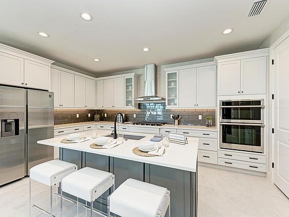 5th image of 6021 White Mangrove Ln