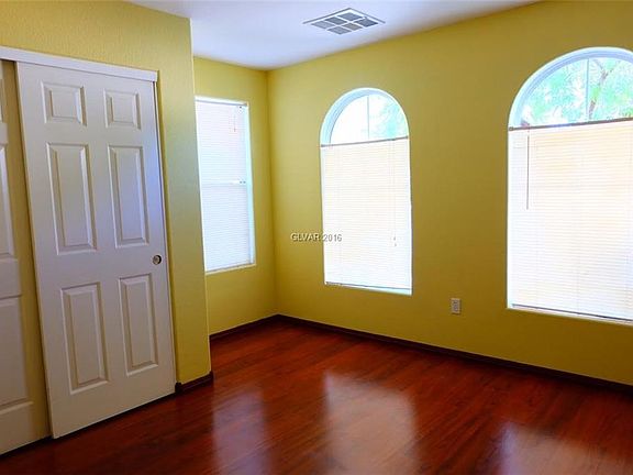 4th image of 4941 Lime Kiln Ave