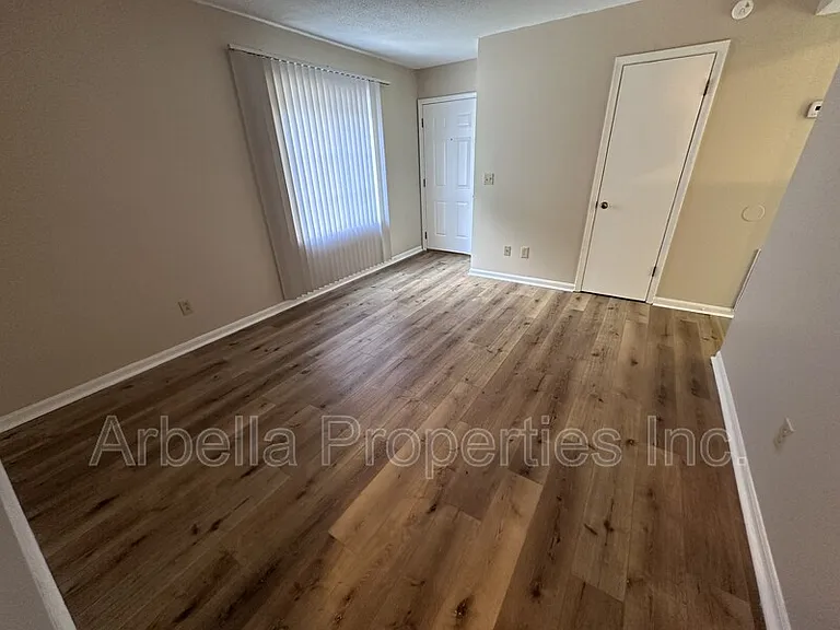 103 S Beech St #8 — Photo 3