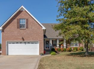 1422 Ambleside Dr, Clarksville, TN 37040