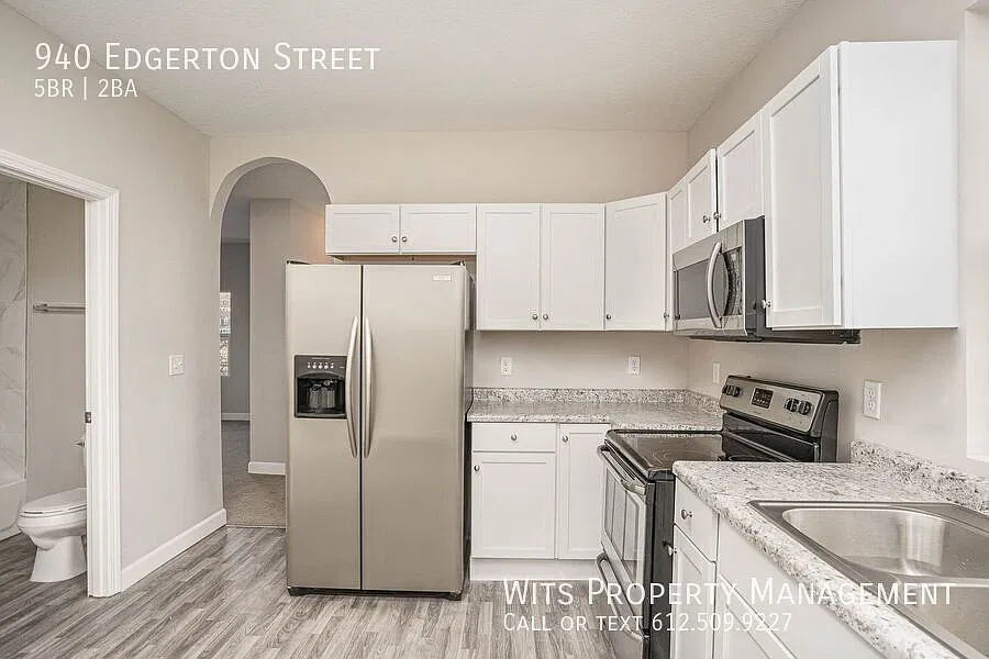 Cozy 5 Bed 2 Bath Home — Photo 3