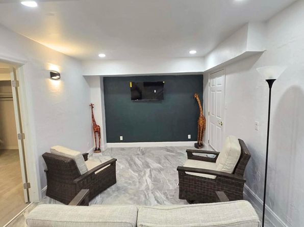 901 Thatcher Blvd #B