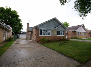 8413 44th Pl, Lyons, IL 60534