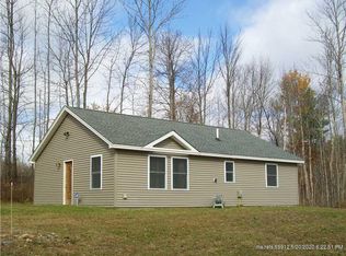 965 Bean Rd, Mount Vernon, ME 04352