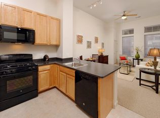 901 S Dinwiddie St APT 328, Arlington, VA