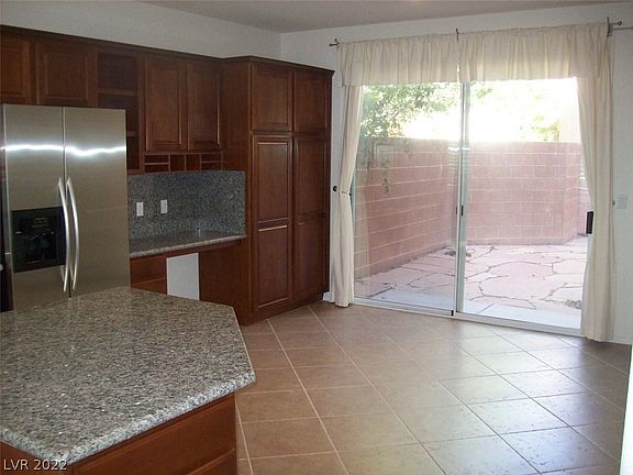 2nd image of 2214 Cast Pebble Dr