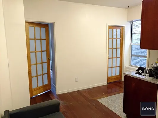 Rented by Bond New York | media 9