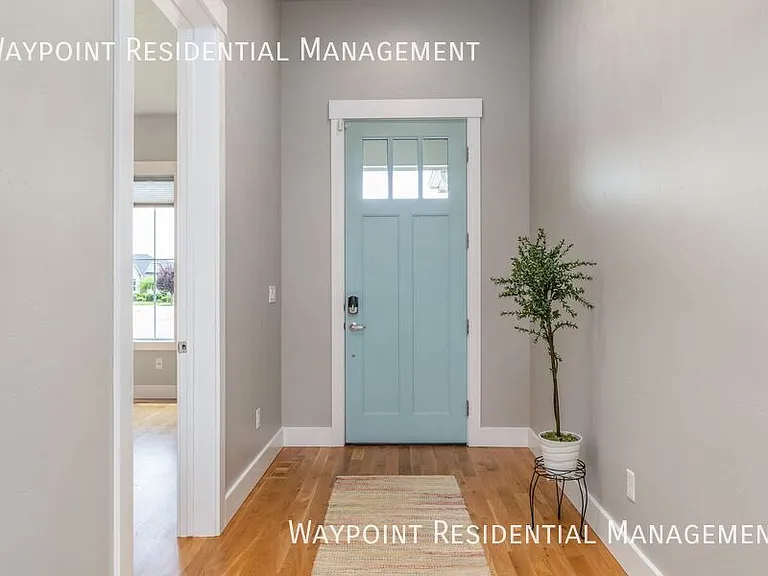 478 W Oak View Dr — Photo 2