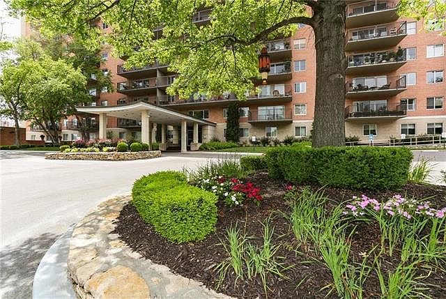 1st image of 4550 Warwick Blvd APT 207