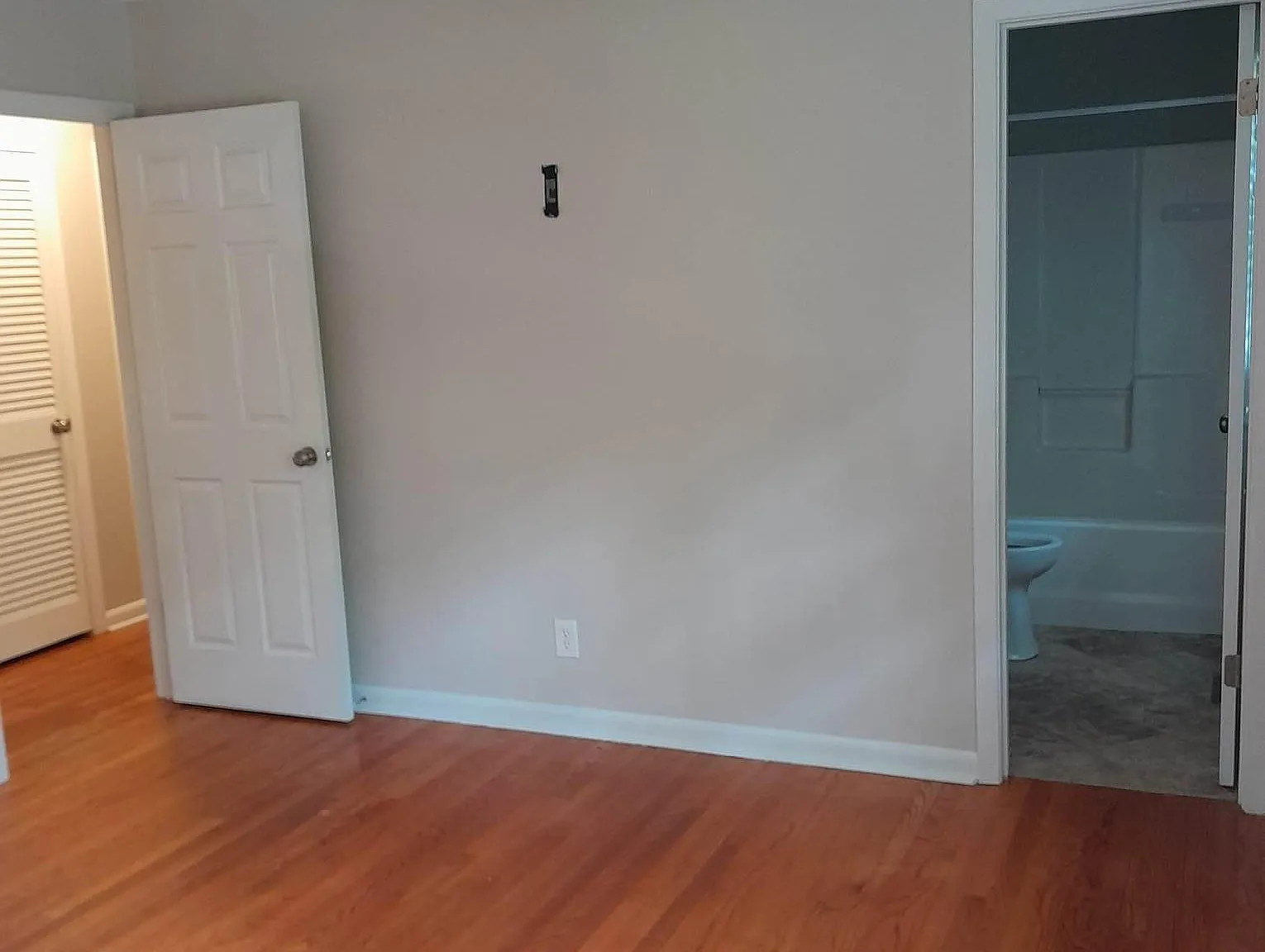 2807 Trentwood Ct — Photo 2
