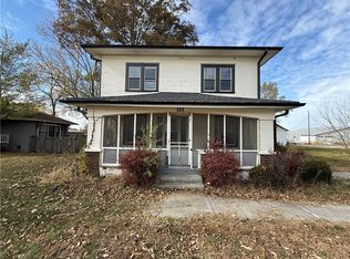 101 S Buttermilk Station Rd, East Lynne, MO 64743