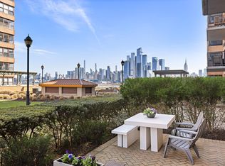2 Constitution Ct APT 416, Hoboken, NJ